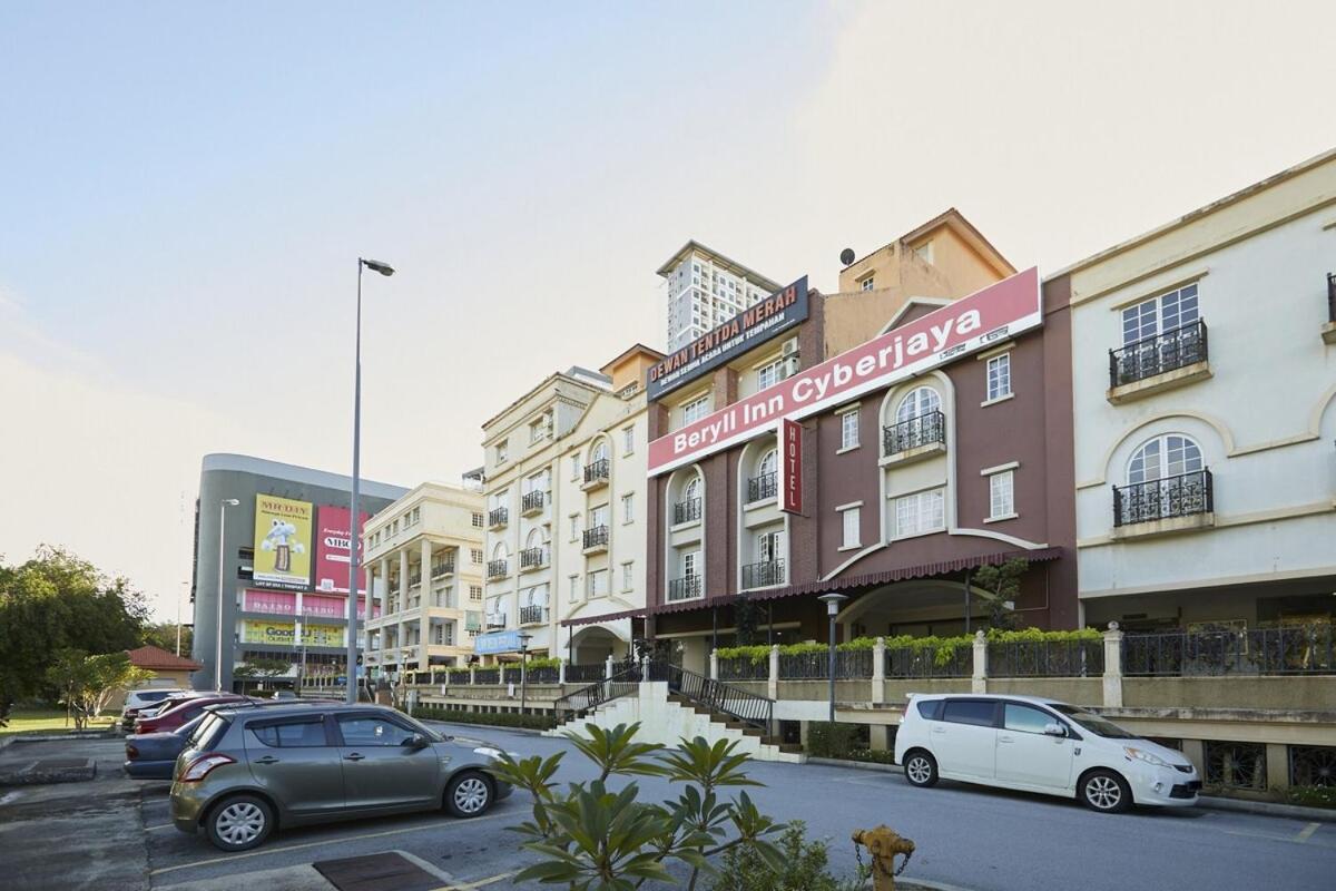 Beryll Inn Cyberjaya Hotel Exteriör bild