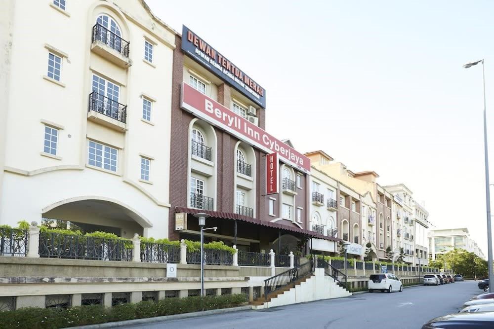 Beryll Inn Cyberjaya Hotel Exteriör bild